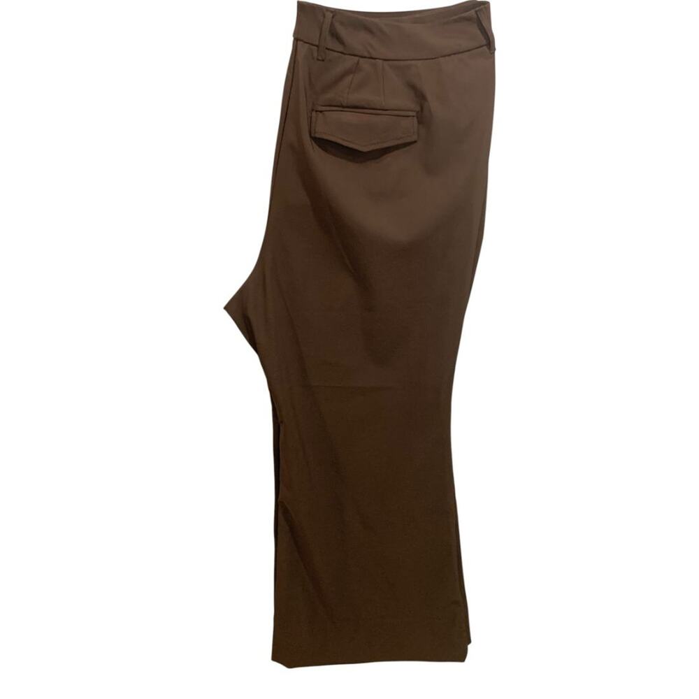 Size 24S Studio by Torrid Womens New Plus Size Brown Pants Short